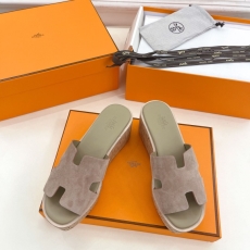 Hermes Sandals